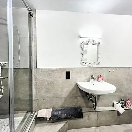 Renata 1 Nahe Nuerburgring By Interhome